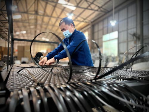 戶(hù)外家具工廠開(kāi)工繁忙 家居市場(chǎng)迎來(lái)新活力